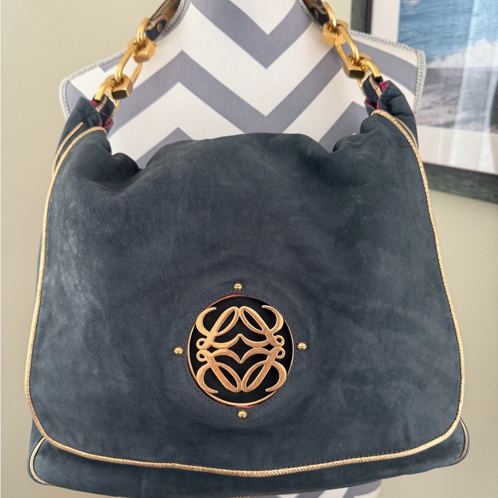 Loewe Grey Suede Shoulder Bag with Gold Hardware - Picture 2 of 12